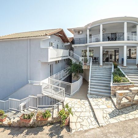 Christina Apartments Циливи Экстерьер фото