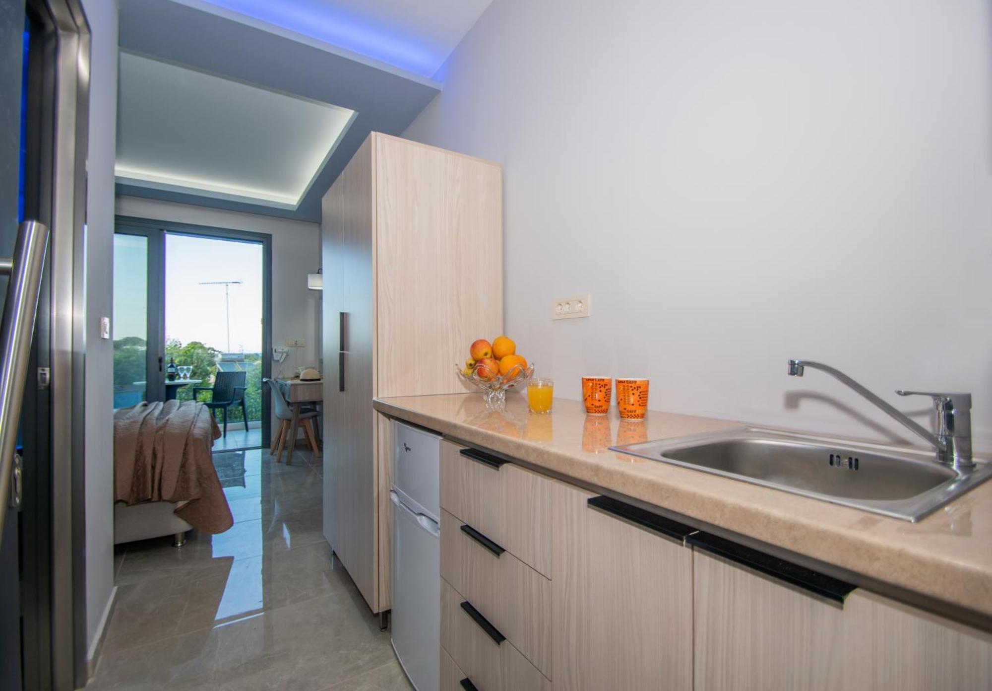 Christina Apartments Циливи Экстерьер фото