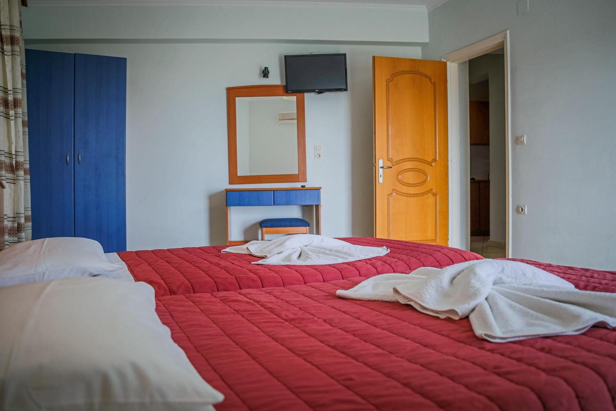 Christina Apartments Циливи Экстерьер фото