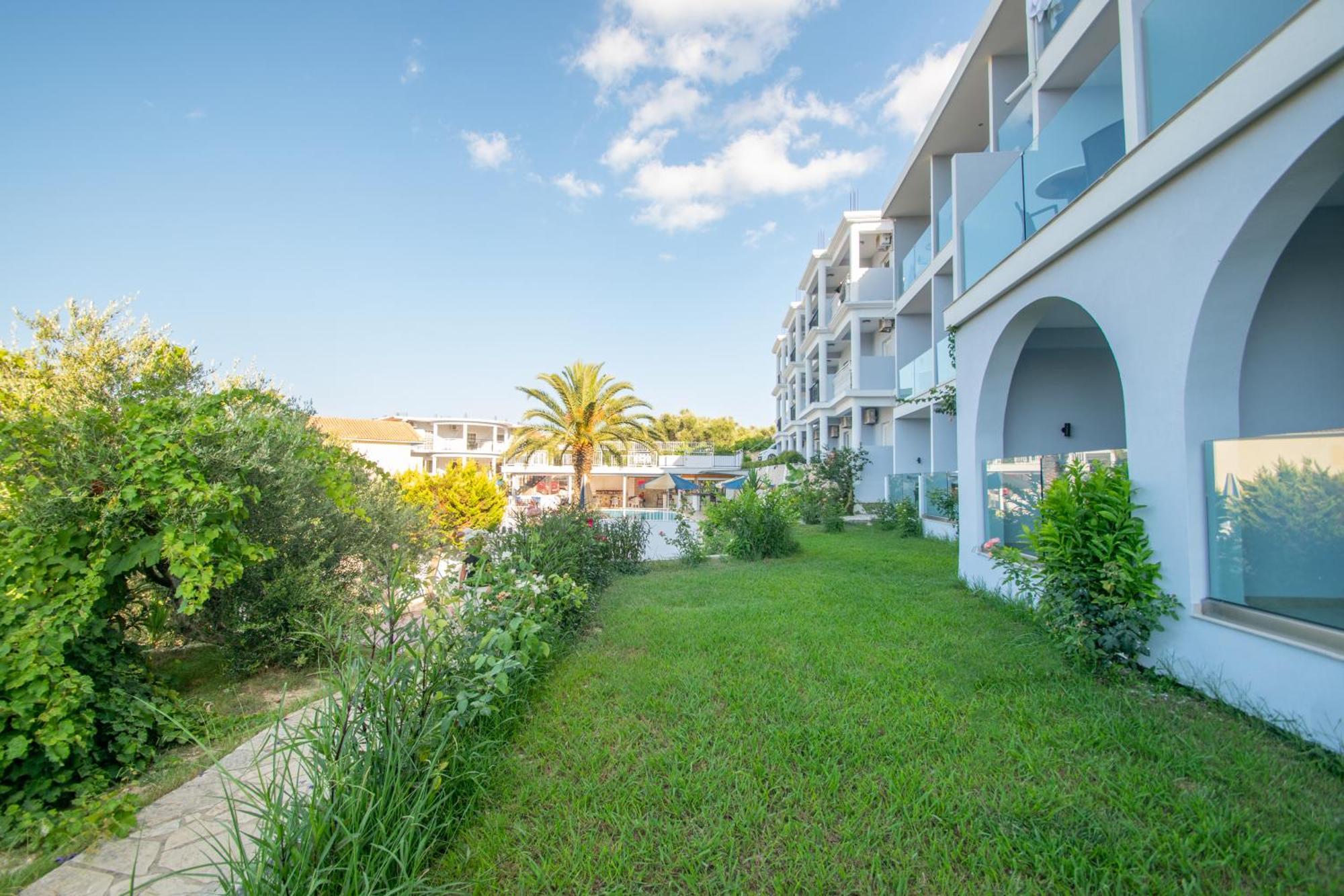 Christina Apartments Циливи Экстерьер фото